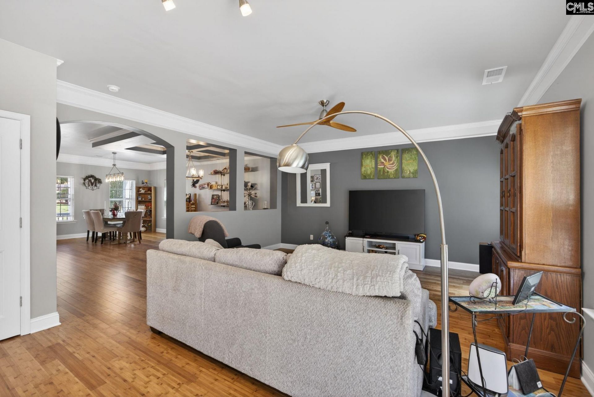 221 Allenbrooke Drive Photo 12