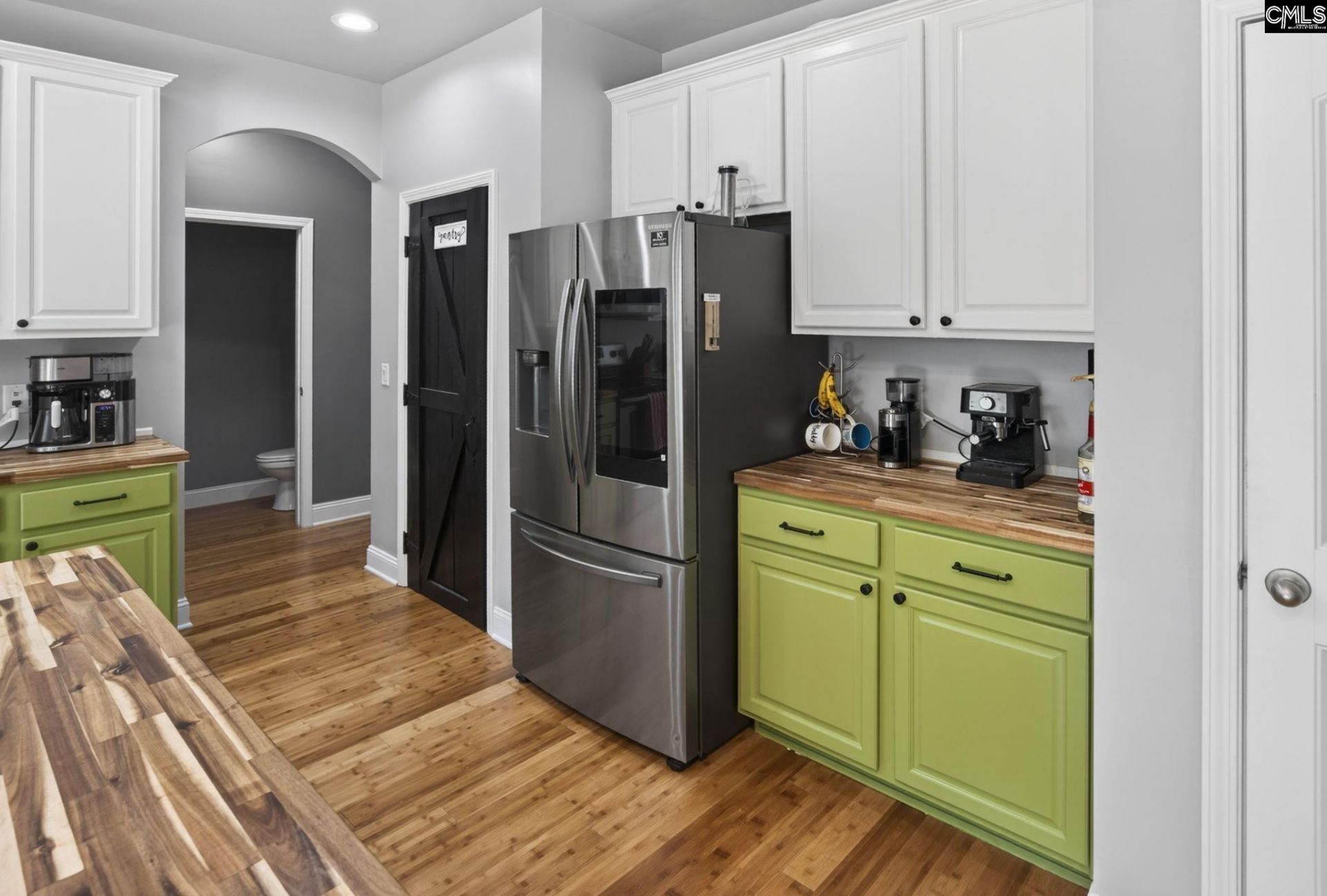 221 Allenbrooke Drive Photo 18