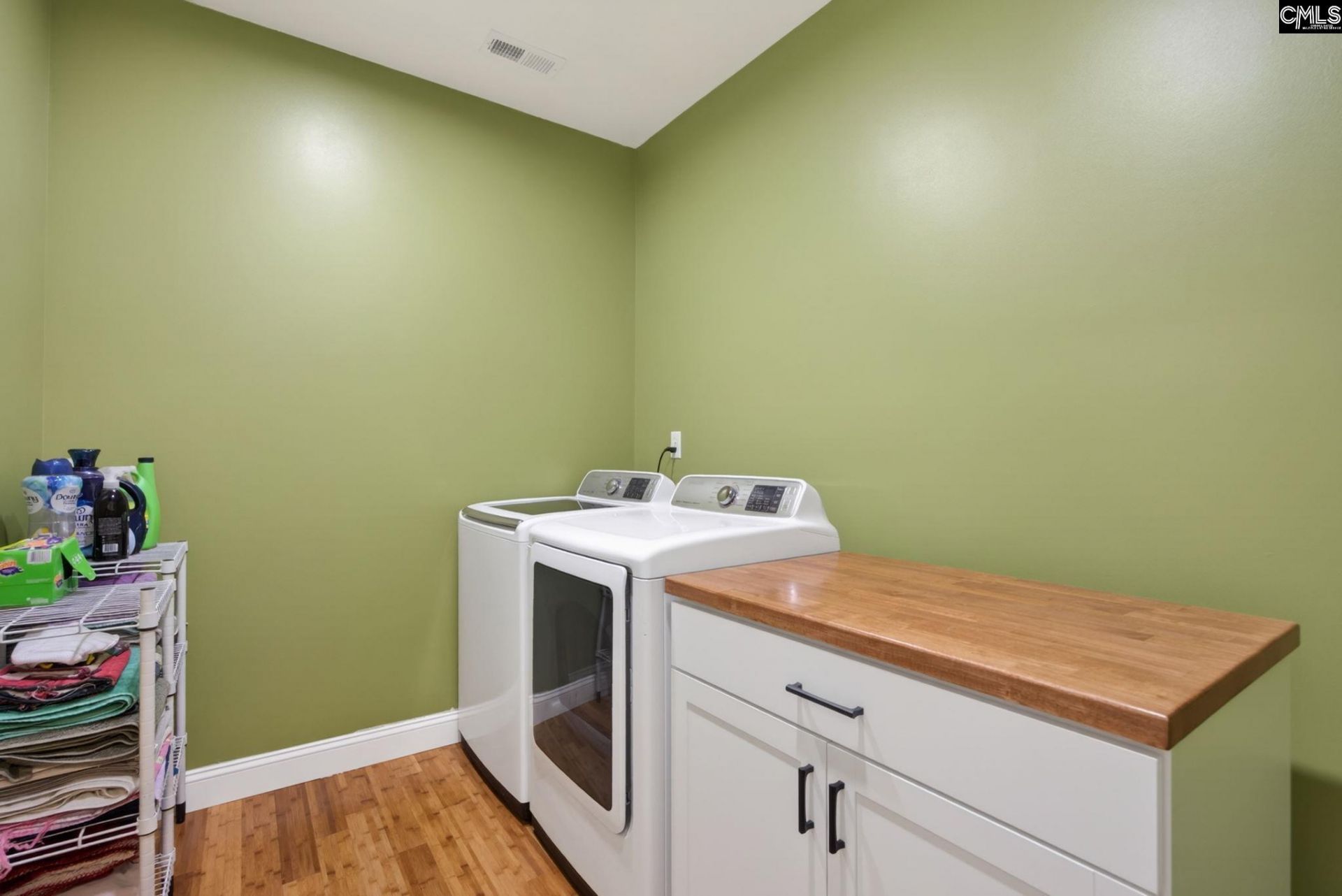 221 Allenbrooke Drive Photo 22