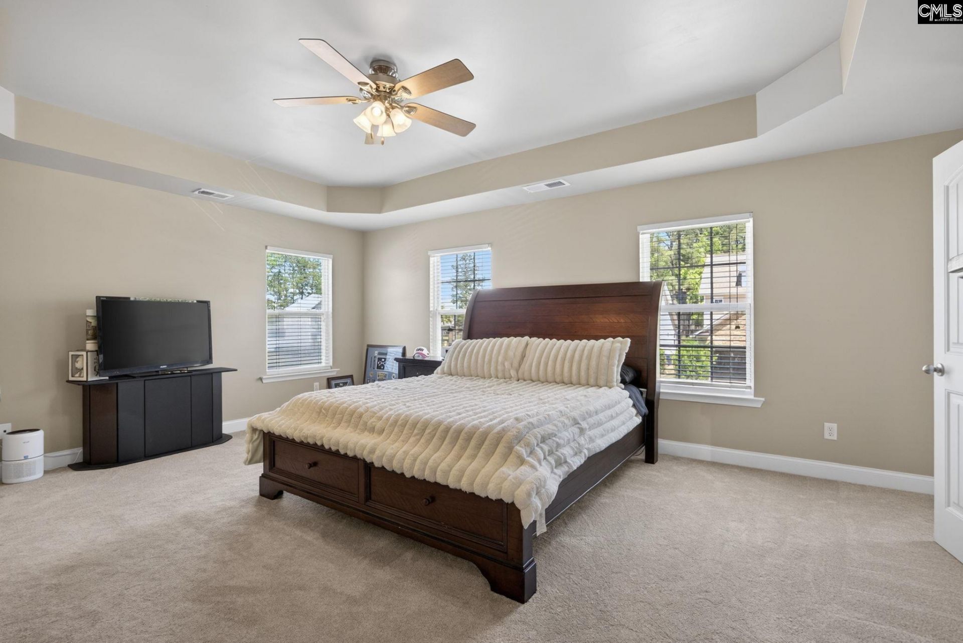 221 Allenbrooke Drive Photo 25