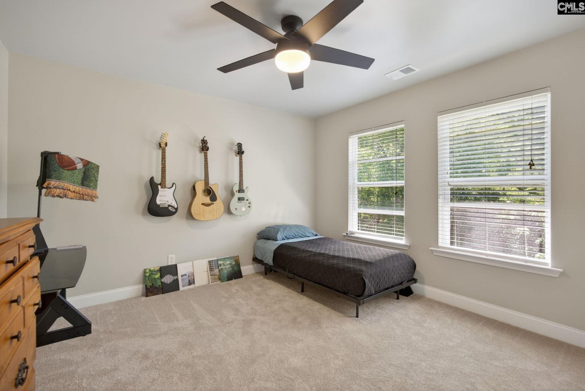 221 Allenbrooke Drive Photo 36