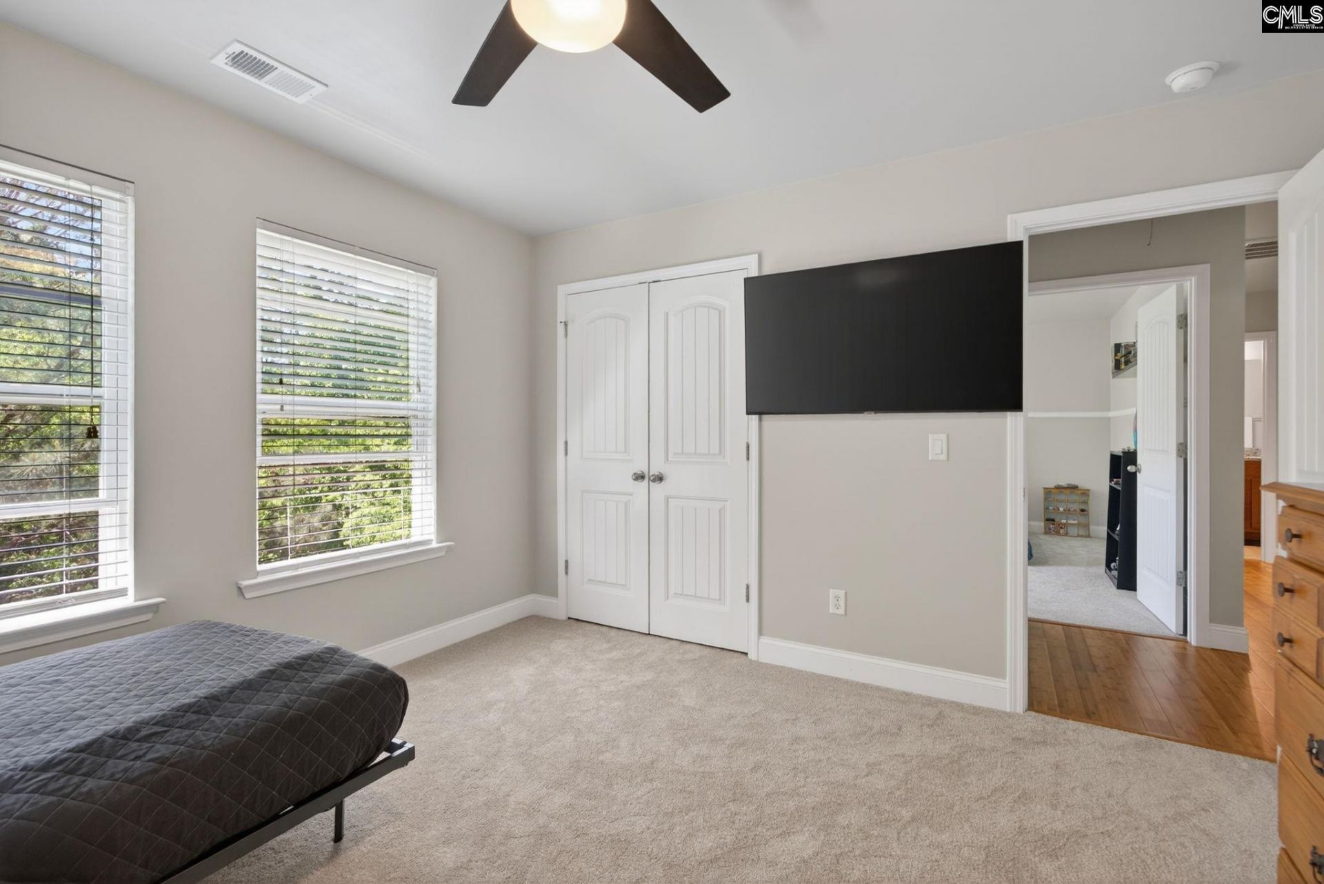 221 Allenbrooke Drive Photo 37