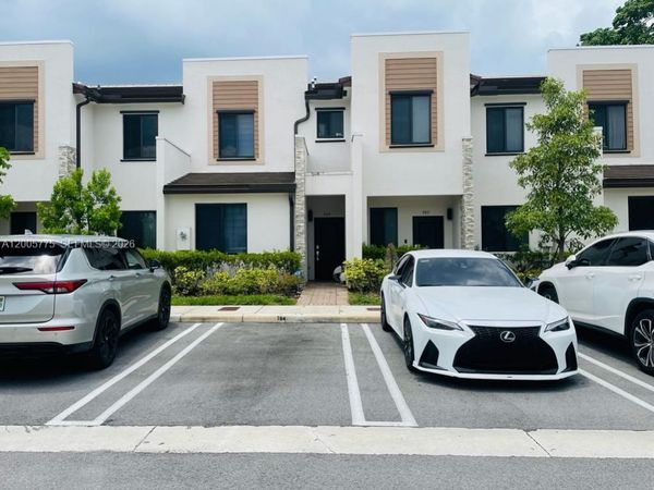 784 NE 206th Ter, Unit 784, Miami, FL 33179