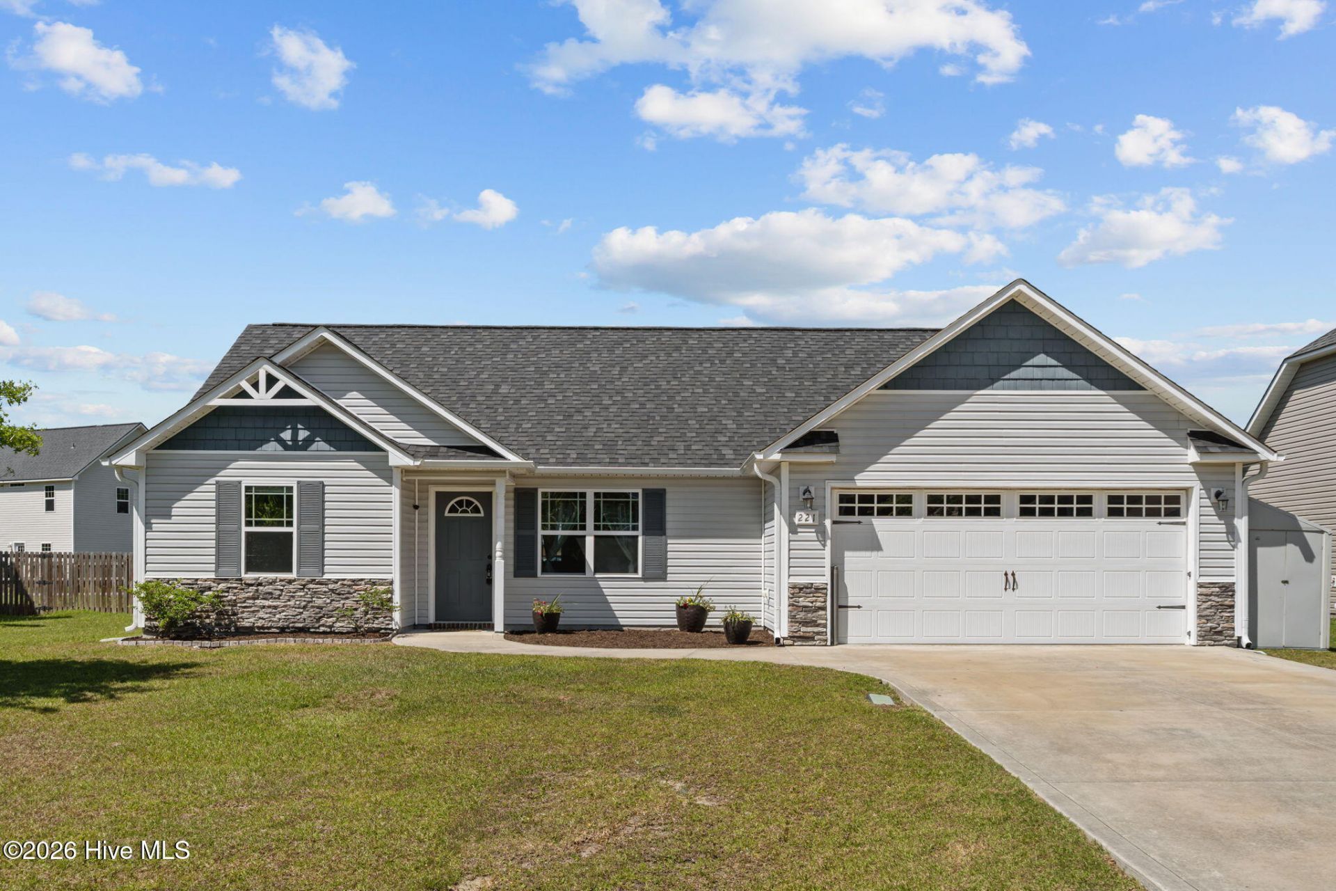 221 Breakwater Drive, Sneads Ferry, NC 28460 Main Photo