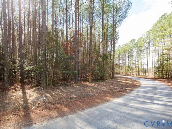 3195 Piney Slope Lane , Providence Forge, VA 23140