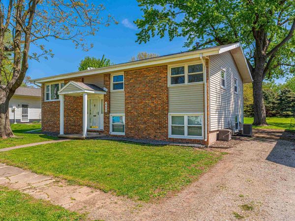 417 N MARION Street, Mt Pulaski, IL 62548