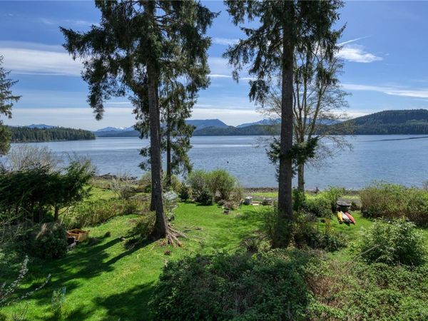 321 Harbour Rd , Coal Harbour, BC V0N 1K0