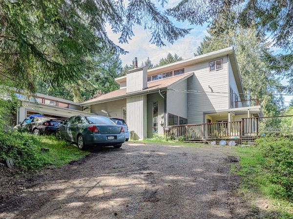 1671 North Beach Rd , Salt Spring, BC V8K 1A8