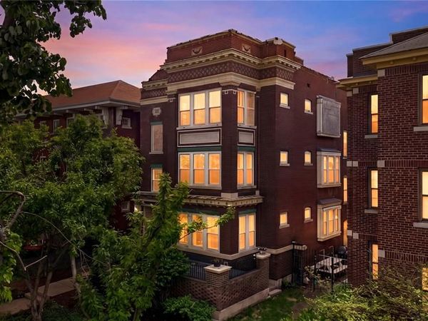 5572 Waterman Boulevard, Unit 1W, St Louis, MO 63112