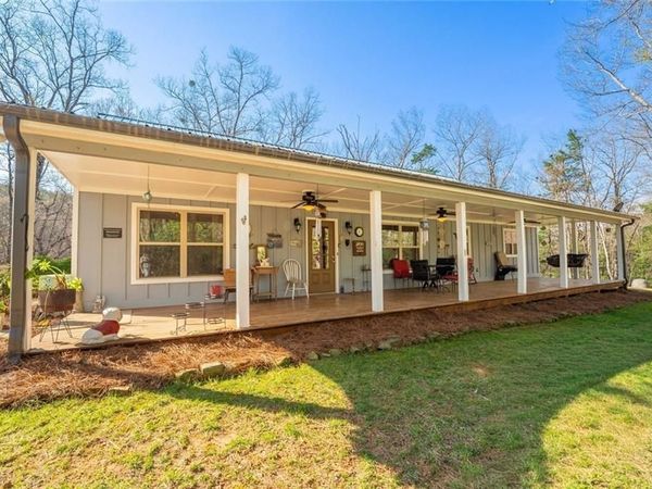 180 Gold Dust Trail , Sautee Nacoochee, GA 30571