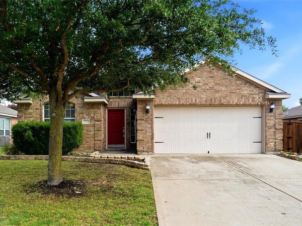 216 Meadow Ridge Drive, Anna, TX 75409