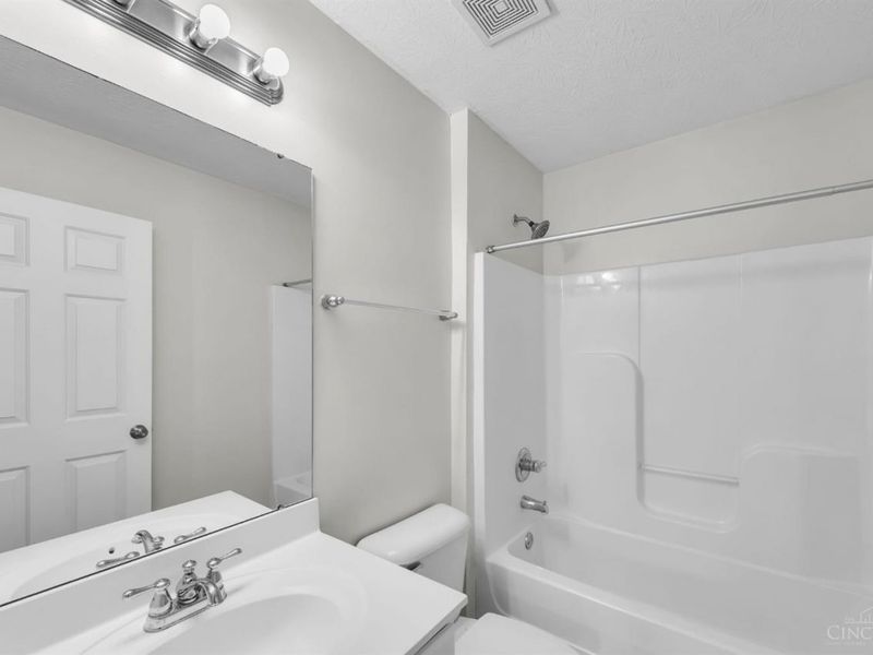 98 Bannock Drive, Hamilton Twp, OH 45039 Photo 14