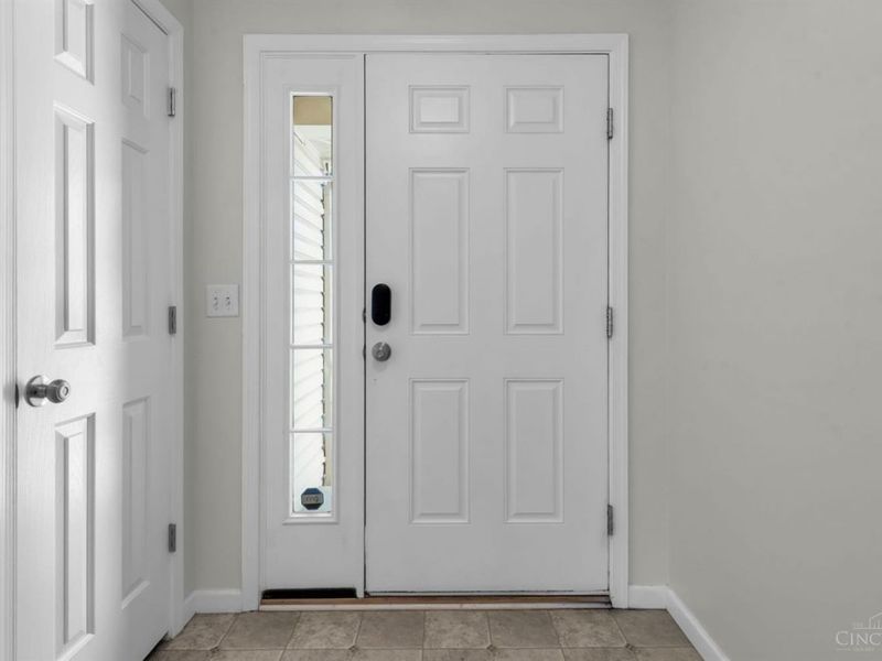 98 Bannock Drive, Hamilton Twp, OH 45039 Photo 3