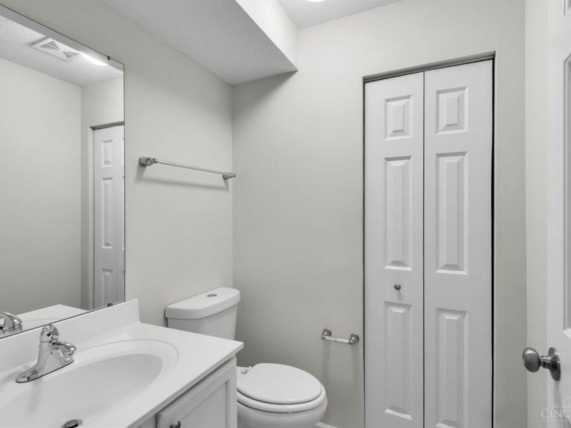 98 Bannock Drive, Hamilton Twp, OH 45039 Photo 31