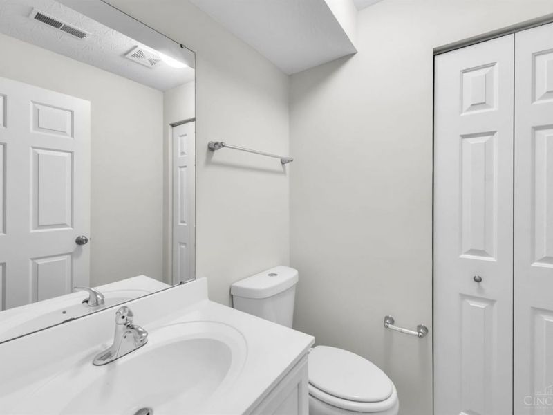 98 Bannock Drive, Hamilton Twp, OH 45039 Photo 32