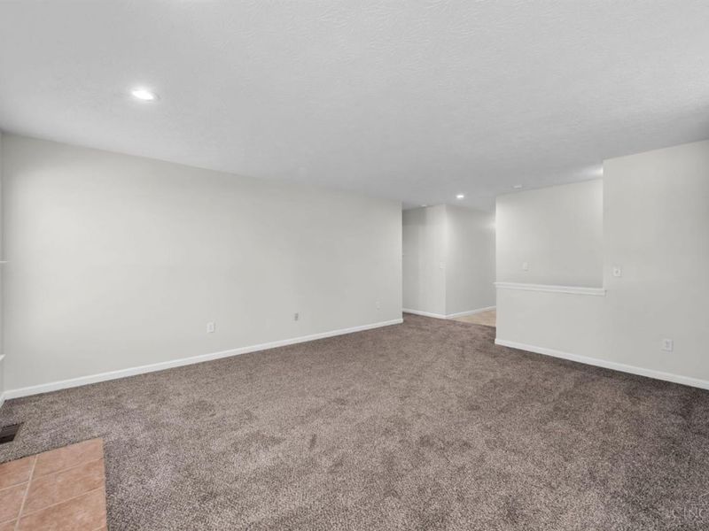 98 Bannock Drive, Hamilton Twp, OH 45039 Photo 4