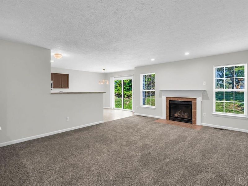 98 Bannock Drive, Hamilton Twp, OH 45039 Photo 5