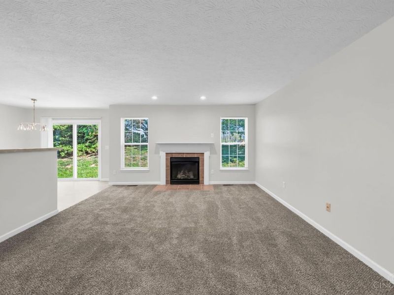 98 Bannock Drive, Hamilton Twp, OH 45039 Photo 6