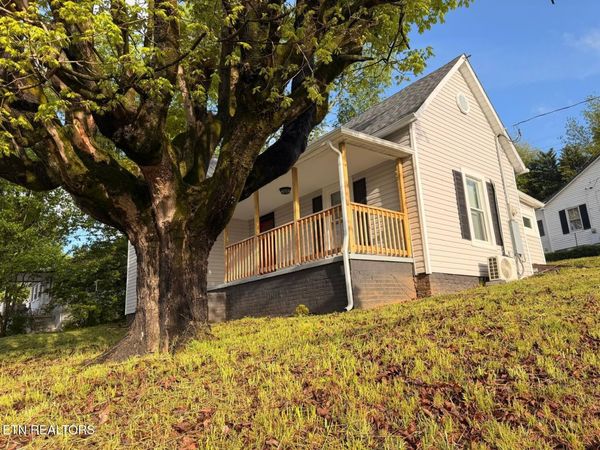 702 W Rhoten St, Jefferson City, TN 37760