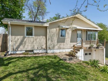 918 ARNOLD Street, GLENWOOD, IA 51534
