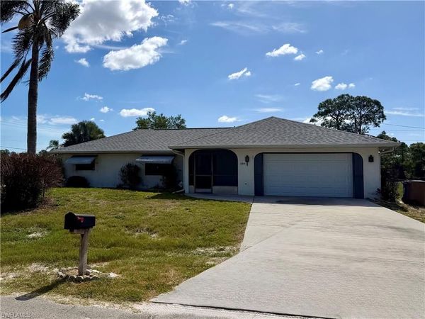 122 Roosevelt AVE , LEHIGH ACRES, FL 33936