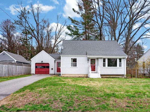 77 Dorset Street , Portland, ME 04102