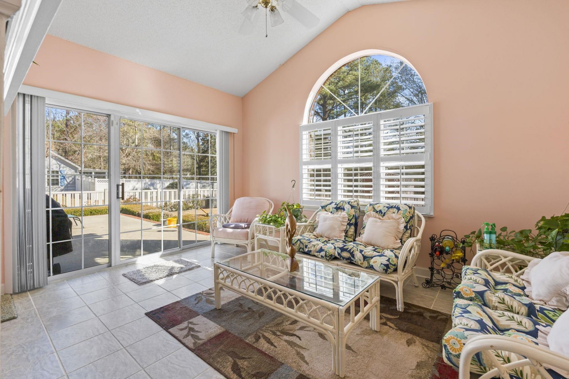 482 Shellbank Dr.  Photo 4