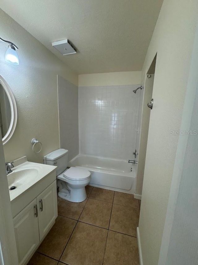 2422 Roxbury Circle, North Port, FL 34287 Photo