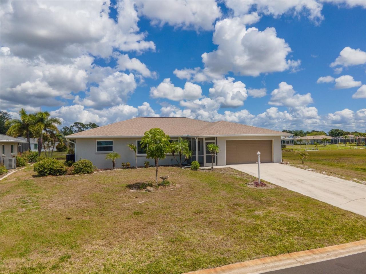 155 Caddy Road , Rotonda West, FL 33947 Photo