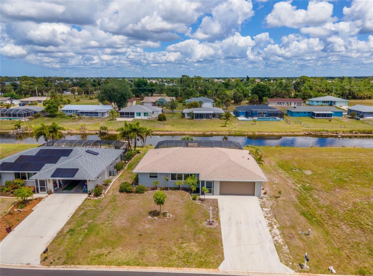 155 Caddy Road , Rotonda West, FL 33947 Photo