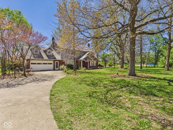 5433 W 8th Street , Anderson, IN 46011