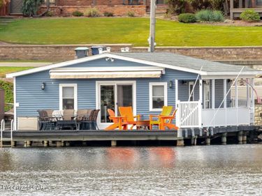 1258 Lakeside Drive, Harveys Lake, PA 18618