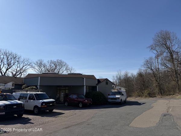 104 Woodward Hill Road, Edwardsville, PA 18704