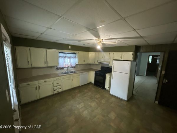 42 S Thomas Avenue, Unit 2B, Kingston, PA 18704