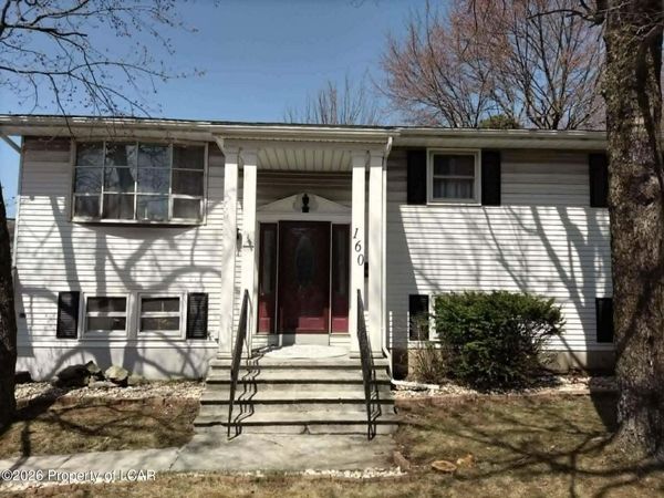 160 Coxe Street, Hazleton, PA 18201