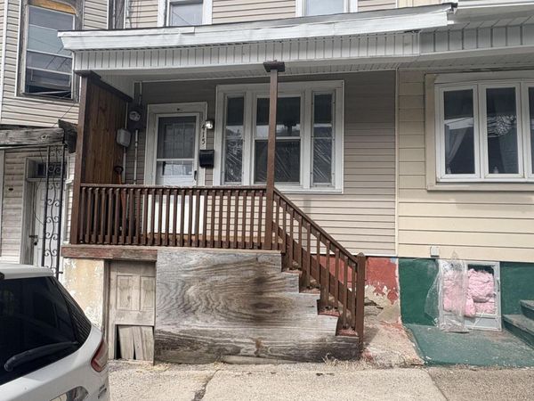 415 W Cherry Street, Shenandoah, PA 17976