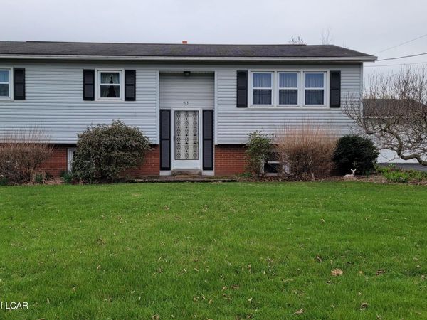 613 Saint Johns Road, Drums, PA 18222