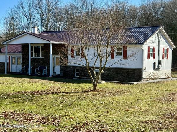 40 Park Ridge Drive, Shickshinny, PA 18655