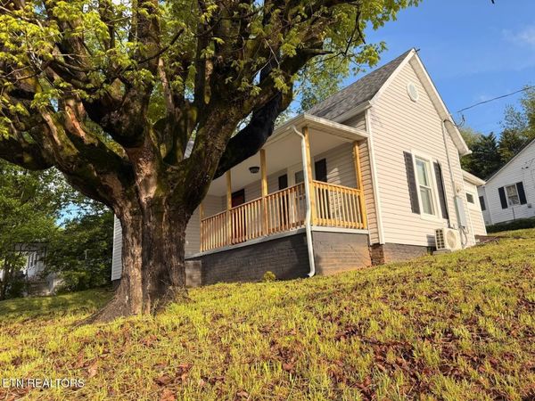 702 W Rhoten St, Jefferson City, TN 37760