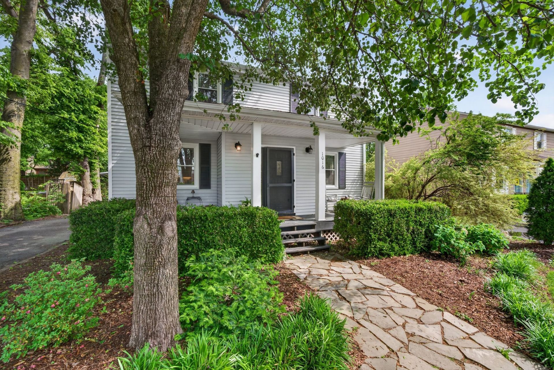 1016 Caldwell Ln, Nashville, TN 37204 Main Photo