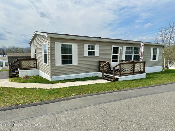 289 W Park Drive, Inkerman, PA 18640