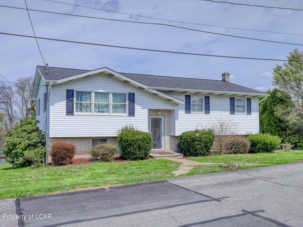 699 1st Street, Avoca, PA 18641