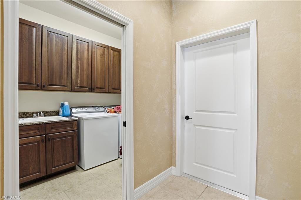 12392 Eagle Ct, Estero, FL 33928 Photo