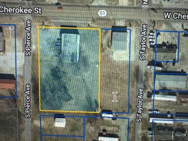 705 W Cherokee Street , Wagoner, OK 74467