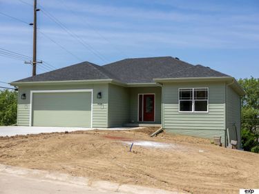 1424 2nd Avenue, Plattsmouth, NE 68048