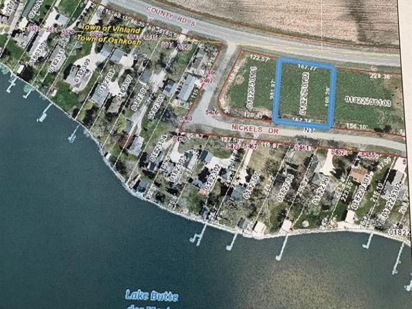 NICKELS DRIVE, Oshkosh, WI 54904