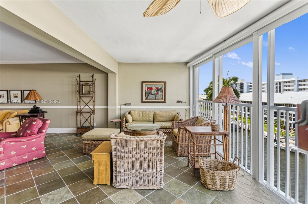 3101 NE 47th Ct , Unit 403, Fort Lauderdale, FL 33308 Photo
