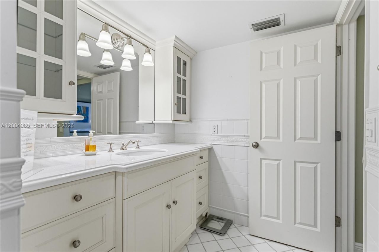 3101 NE 47th Ct , Unit 403, Fort Lauderdale, FL 33308 Photo