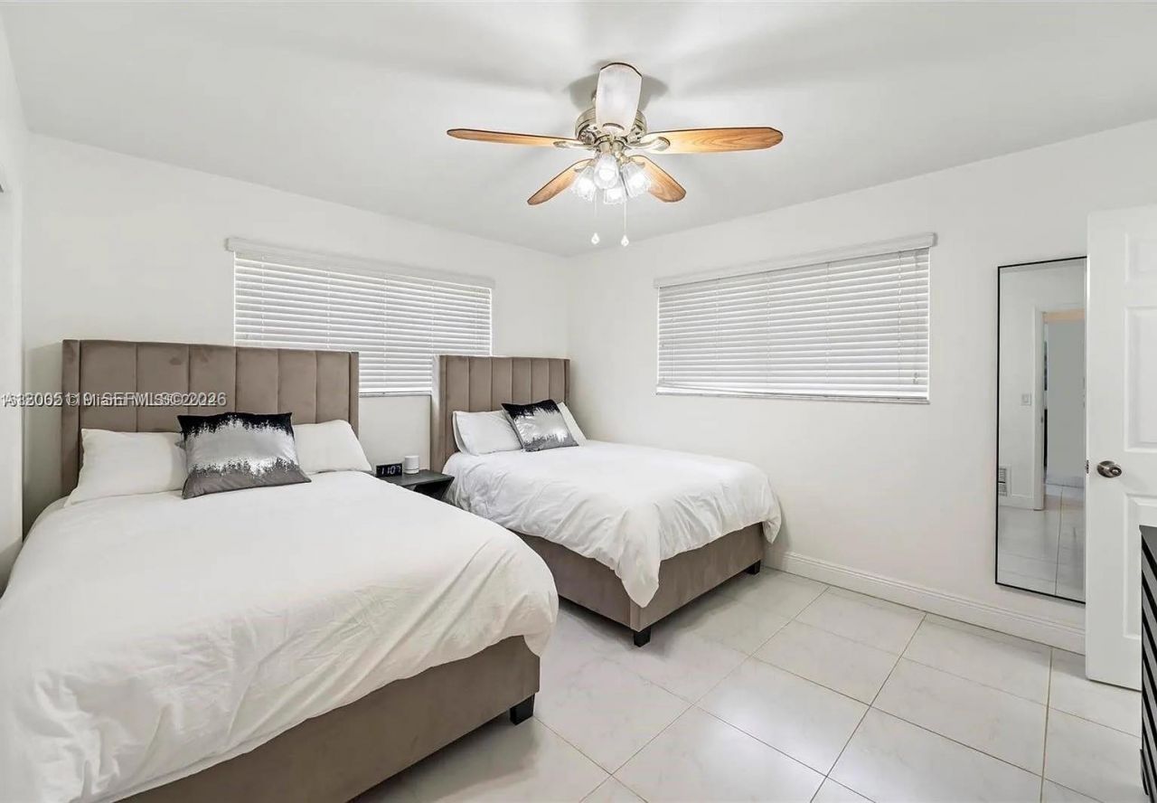 2219 N 35th Ave, Hollywood, FL 33021 Photo