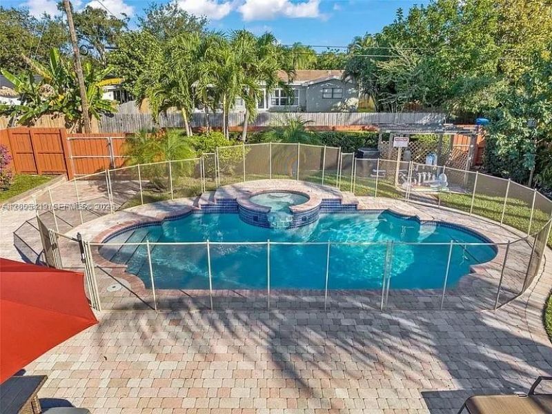2219 N 35th Ave, Hollywood, FL 33021 Photo